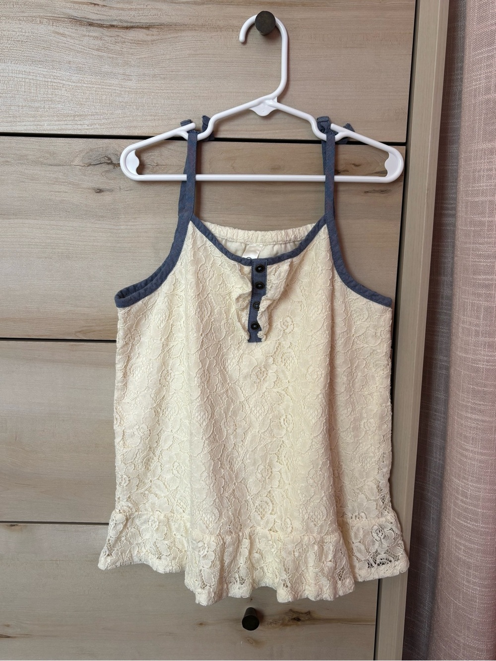 Girl Cherokee Cream Lace Cami with Blue-Gray Trim Size 7/8